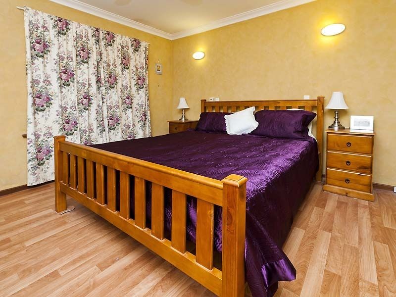 38 Grenadier Drive, Thornlie WA 6108