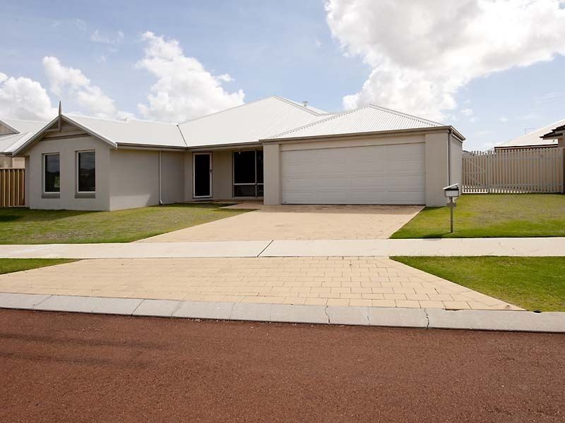 4 Shelduck Bend, Harrisdale WA 6112