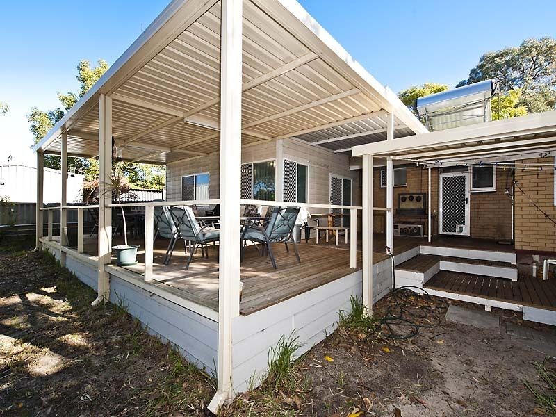 3 Lorenzo Street, Thornlie WA 6108