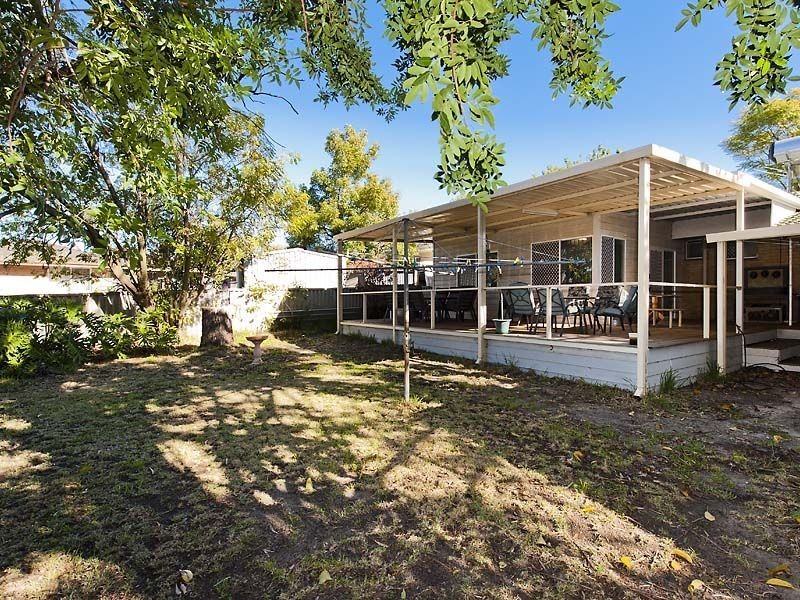 3 Lorenzo Street, Thornlie WA 6108