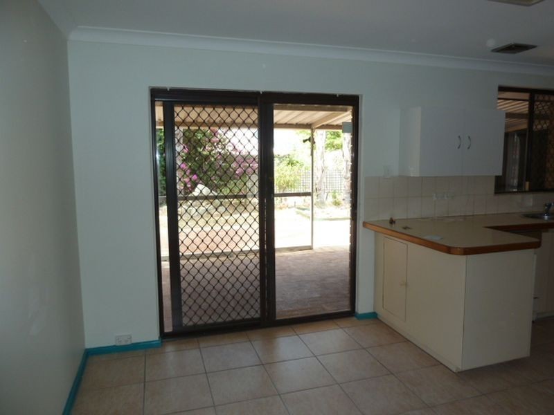 46 Willowmead Way, Kelmscott WA 6111