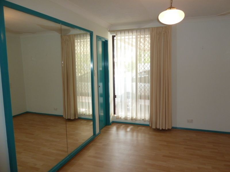 46 Willowmead Way, Kelmscott WA 6111