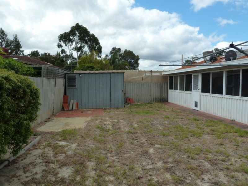 11B Harpenden Street, Huntingdale WA 6110