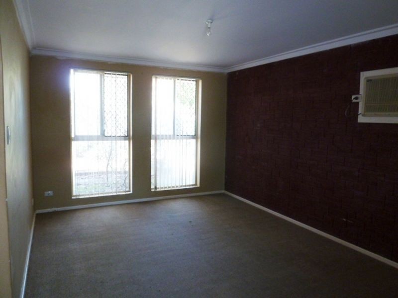 11 Barnston Way, Langford WA 6147