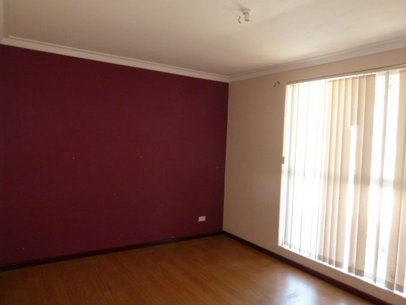 11 Barnston Way, Langford WA 6147