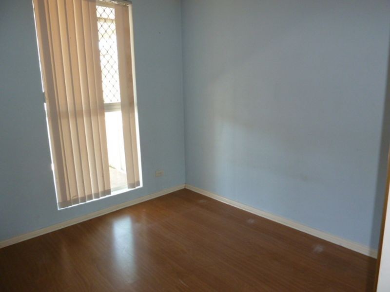 11 Barnston Way, Langford WA 6147