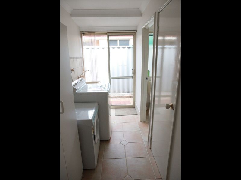 4 Thomasia Street, Huntingdale WA 6110