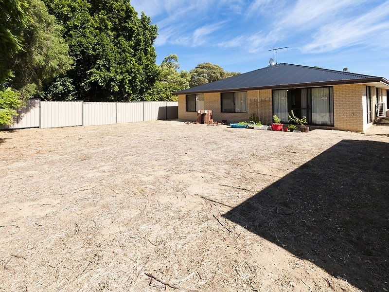 20 Coolburra Court, Gosnells WA 6110