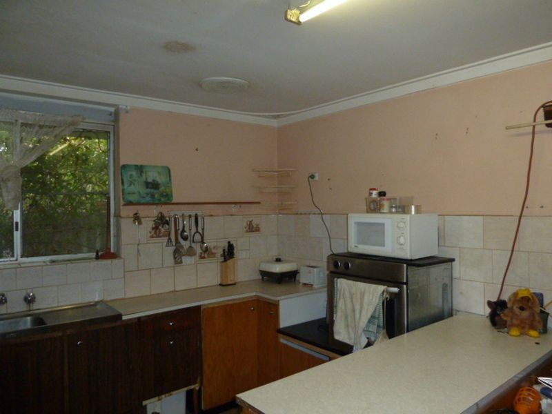 25 Watson Street, Gosnells WA 6110