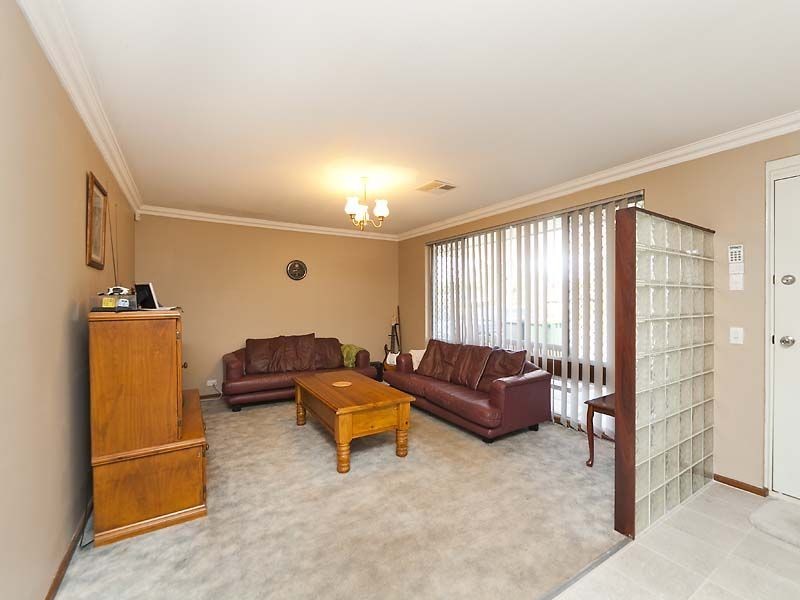 30 Stevenage Street, Huntingdale WA 6110