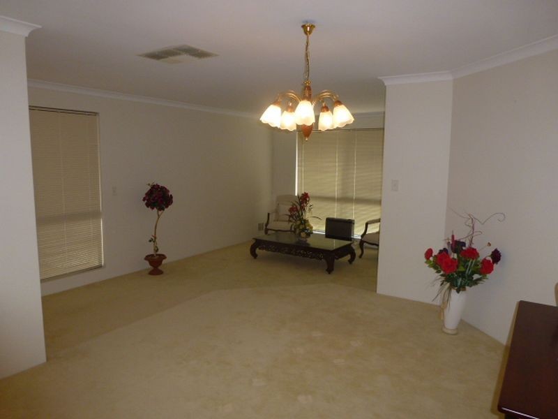 82 Sandringham Promenade, Canning Vale WA 6155