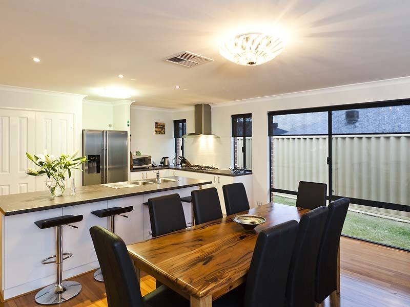 2 Crested Turn, Harrisdale WA 6112