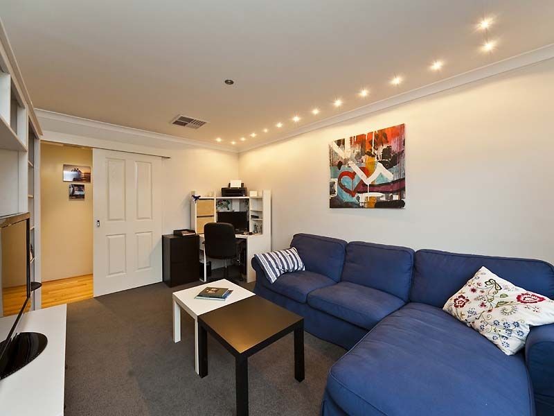 2 Crested Turn, Harrisdale WA 6112