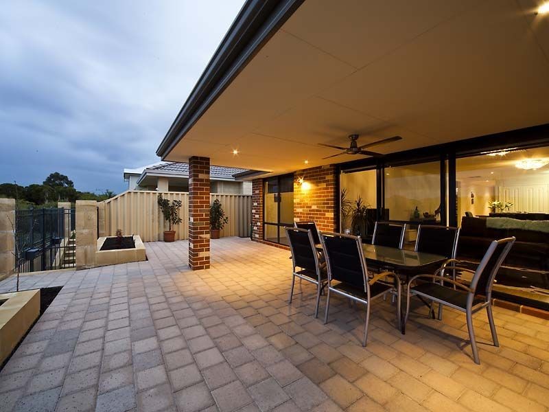 2 Crested Turn, Harrisdale WA 6112