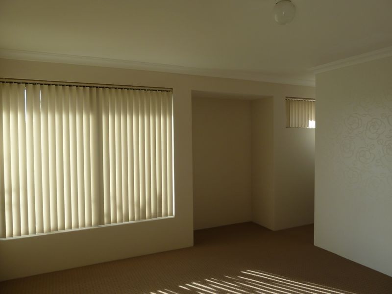 6 Sunflower Road, Success WA 6164