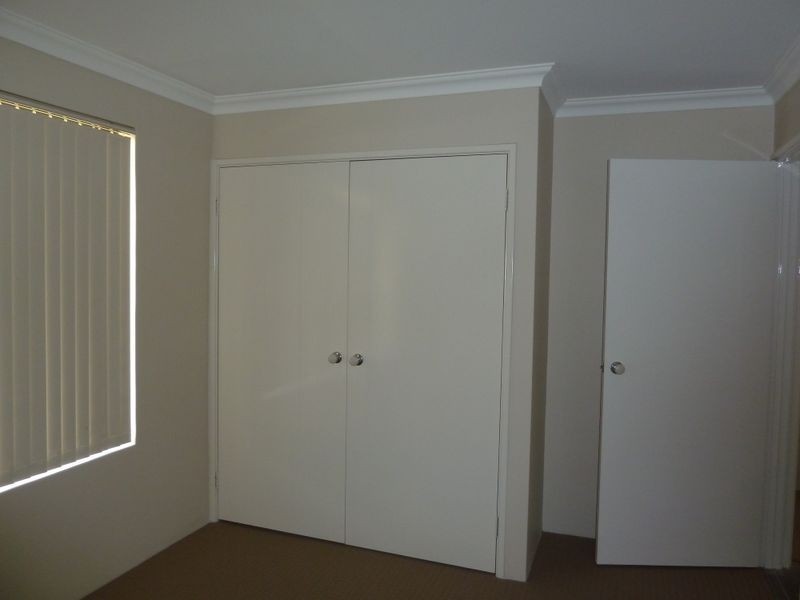 6 Sunflower Road, Success WA 6164