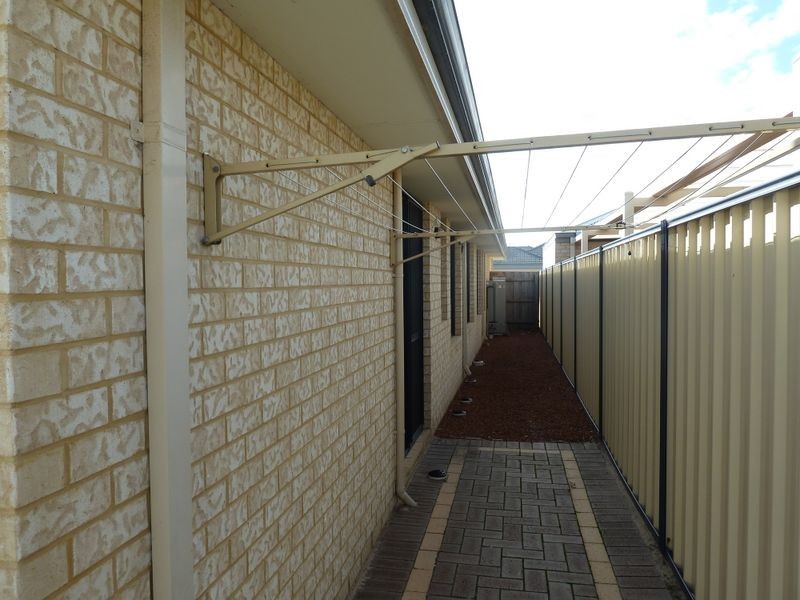 6 Sunflower Road, Success WA 6164