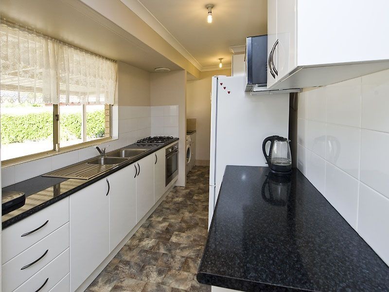 79 Greenway Avenue, Thornlie WA 6108