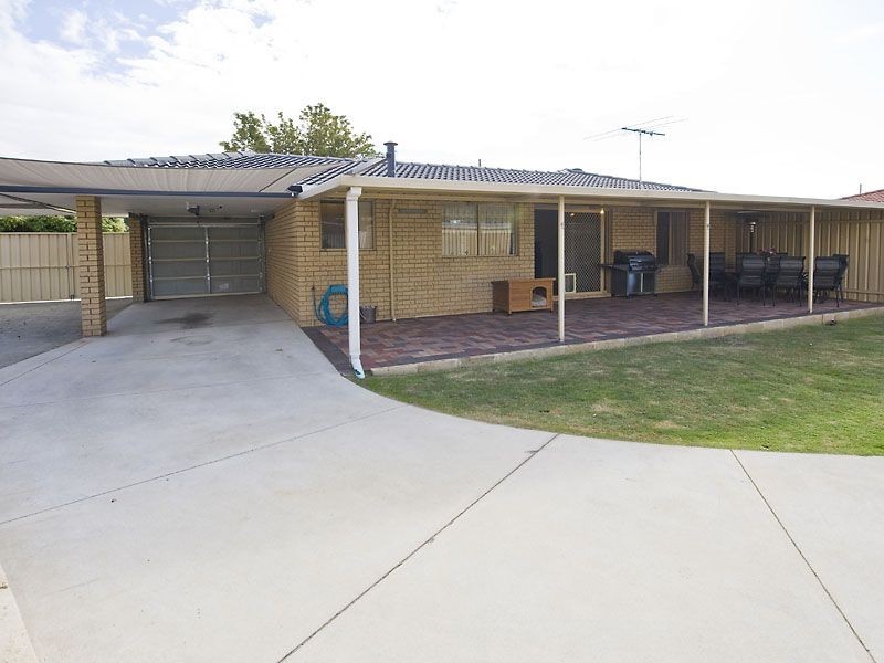 79 Greenway Avenue, Thornlie WA 6108