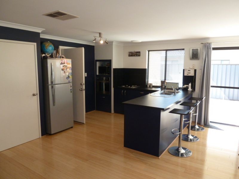 82 Tarradee Cct, Thornlie WA 6108