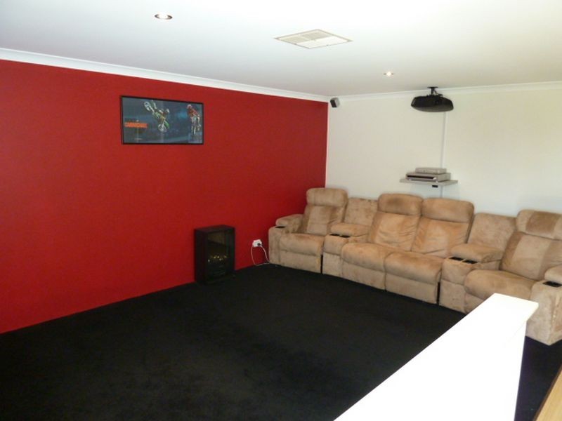 82 Tarradee Cct, Thornlie WA 6108