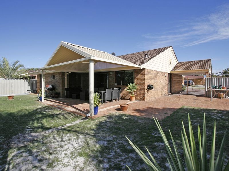 2 Viscount Court, Thornlie WA 6108