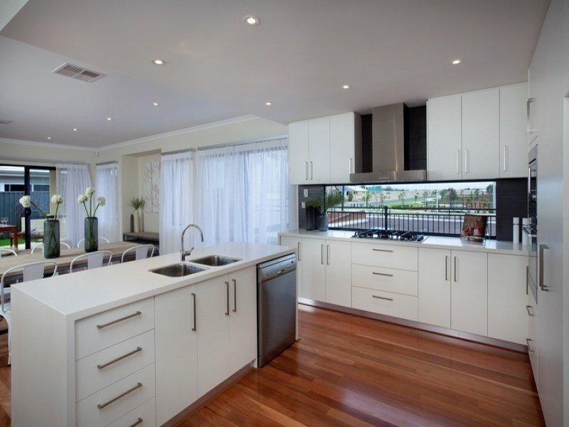 4 Isoondon Street, West Swan WA 6055