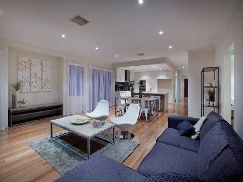 4 Isoondon Street, West Swan WA 6055