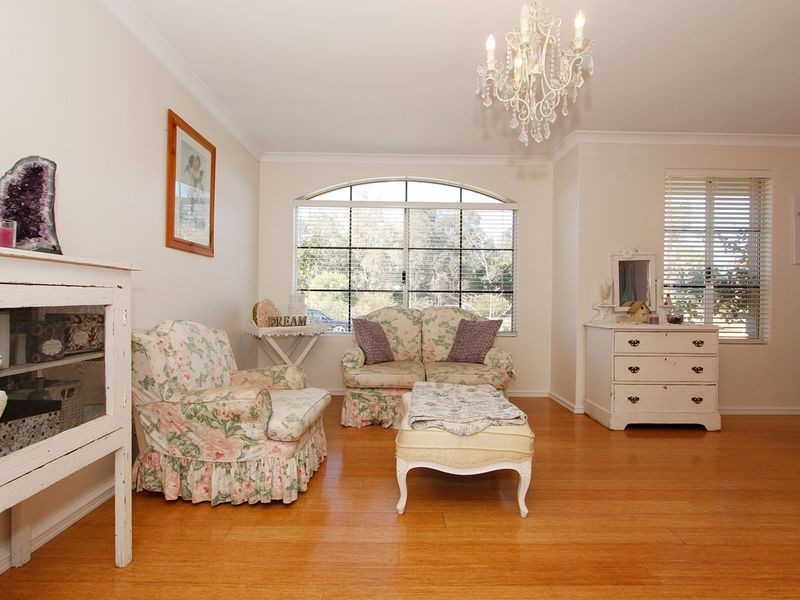 21 Katrine Parade, Canning Vale WA 6155