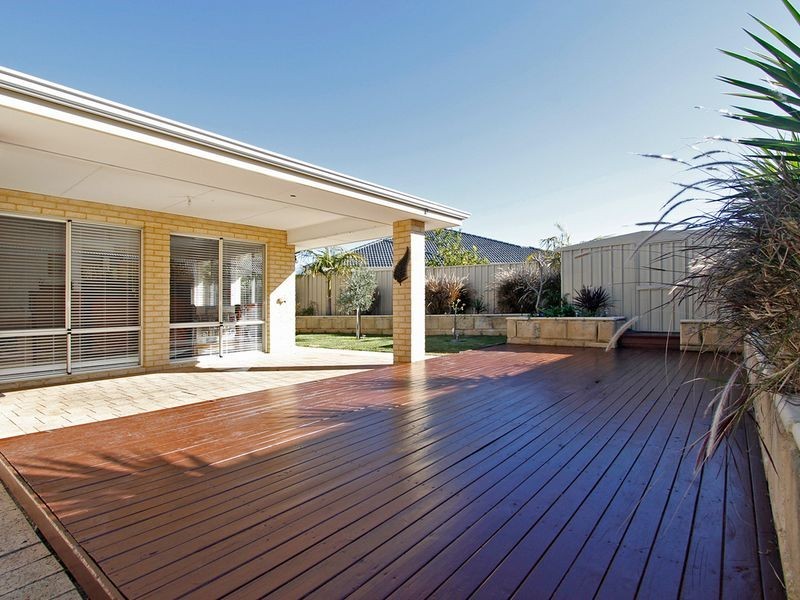 21 Katrine Parade, Canning Vale WA 6155