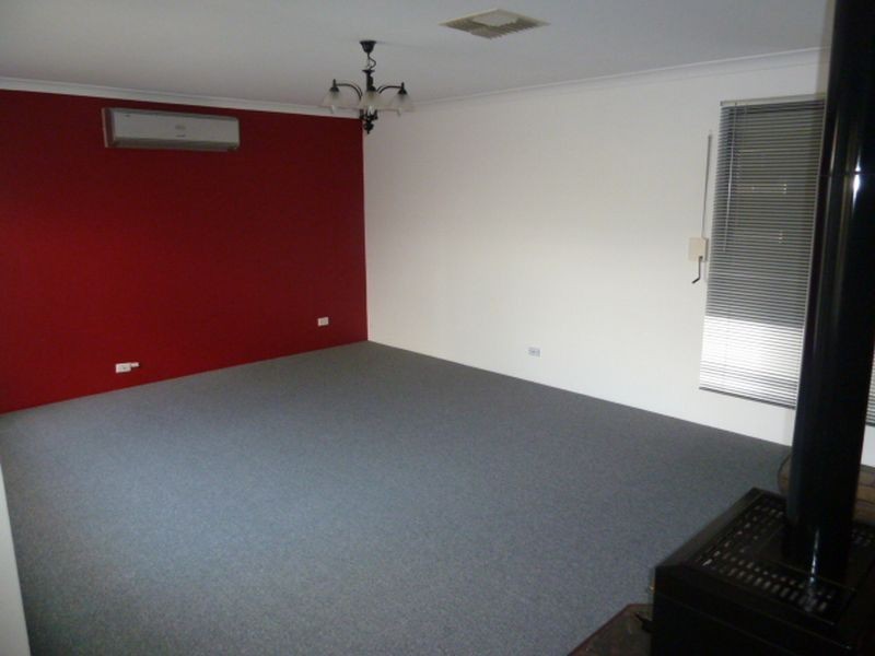 6 Jabiru Close, Huntingdale WA 6110