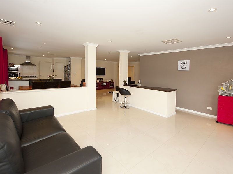 3 Brammall Bend, Aveley WA 6069