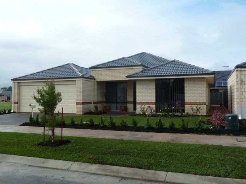 73 Barnevelder Bend, Southern River WA 6110