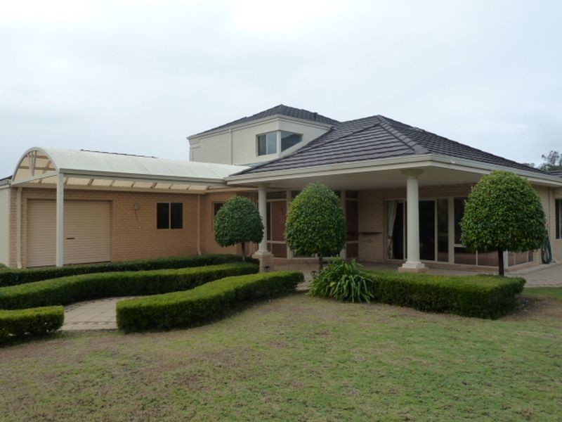 109 Southacre Drive, Canning Vale WA 6155