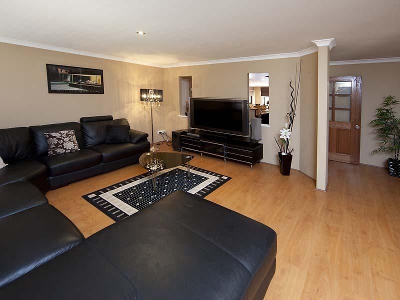 216 Amherst Road, Canning Vale WA 6155