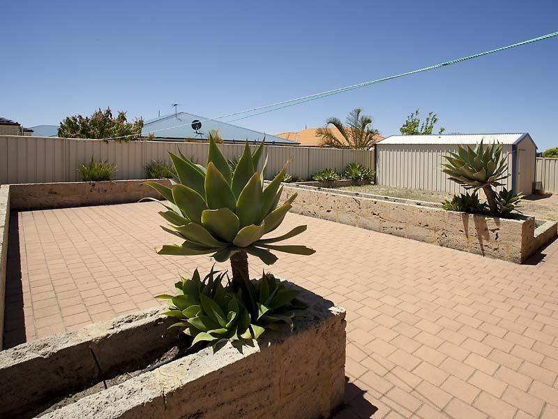 216 Amherst Road, Canning Vale WA 6155