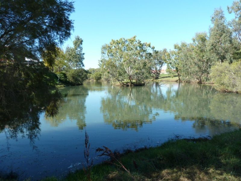 16 Belaring Place, Kenwick WA 6107