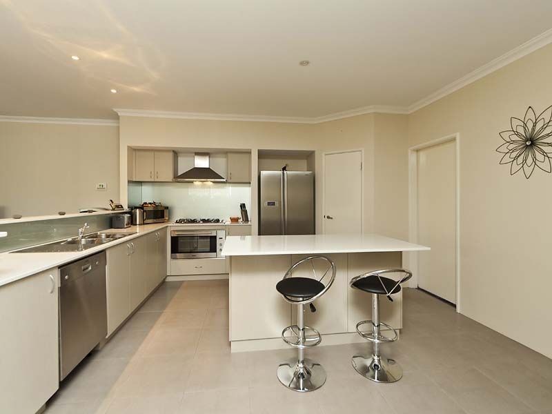 7 Peregrine Link, Harrisdale WA 6112