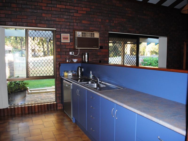 81 Regency Drive, Thornlie WA 6108