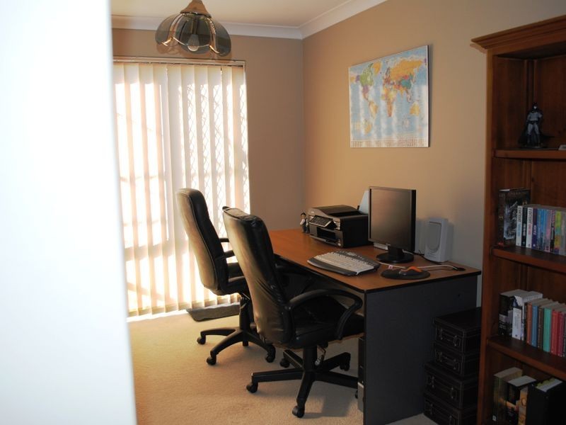 81 Regency Drive, Thornlie WA 6108