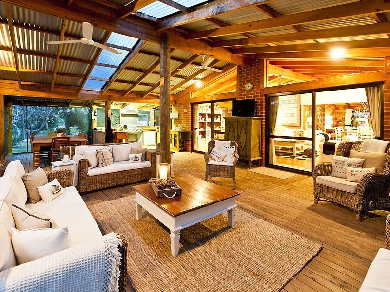 1 Valley Close, Canning Vale WA 6155