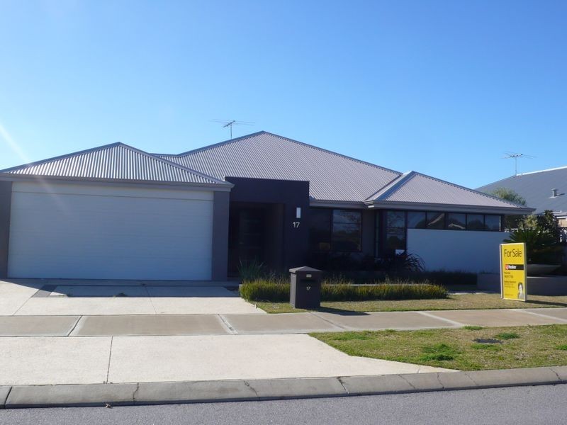 17 Broadstone Vista, Meadow Springs WA 6210