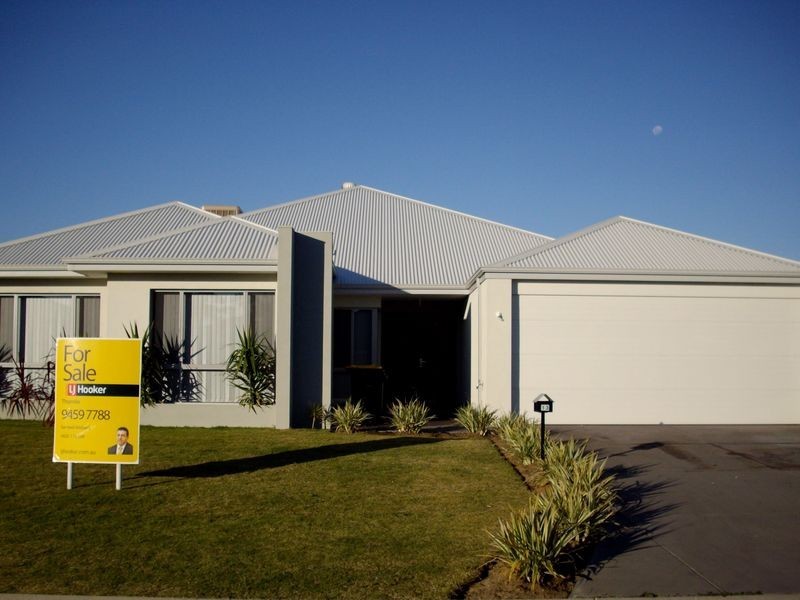 13 Cranbourne Way, Darling Downs WA 6122