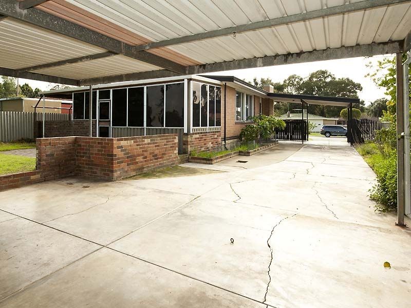 6 Elton Street, Maddington WA 6109