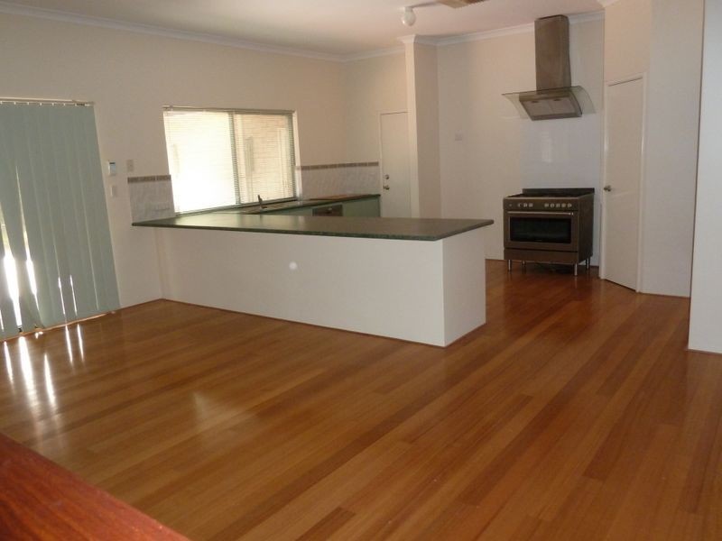 20 Darwinia Loop, Canning Vale WA 6155