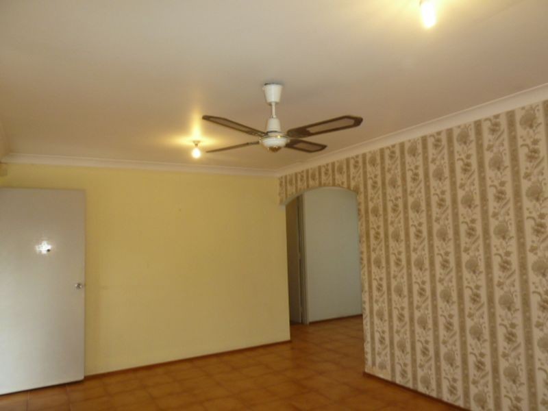 25 Jacobsen Way, Thornlie WA 6108