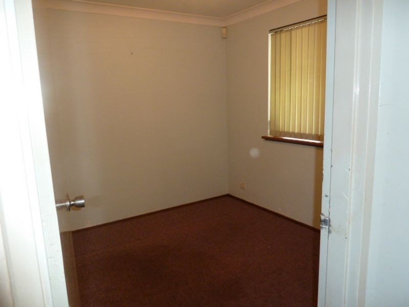 25 Jacobsen Way, Thornlie WA 6108