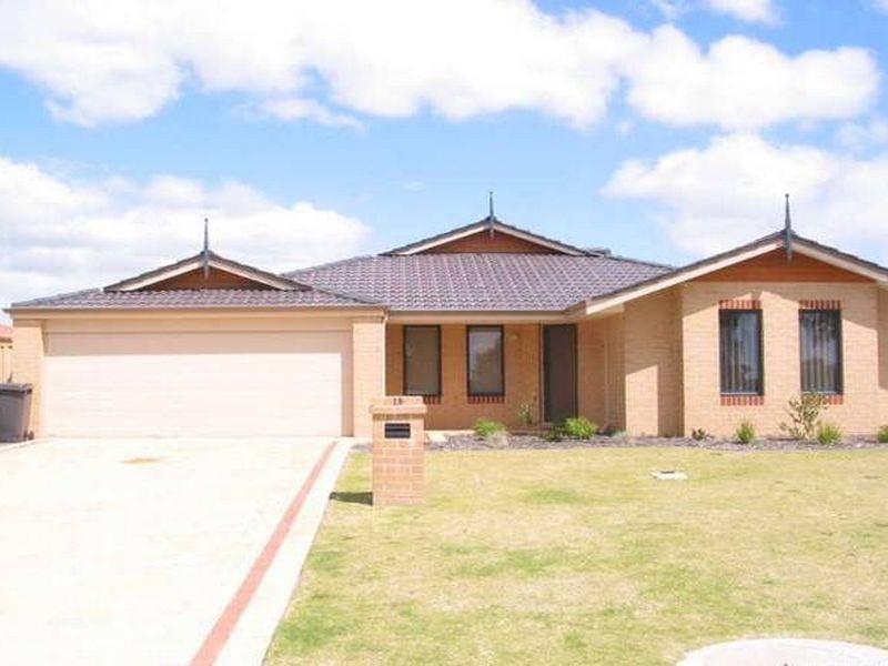 15 Haigh Road, Canning Vale WA 6155