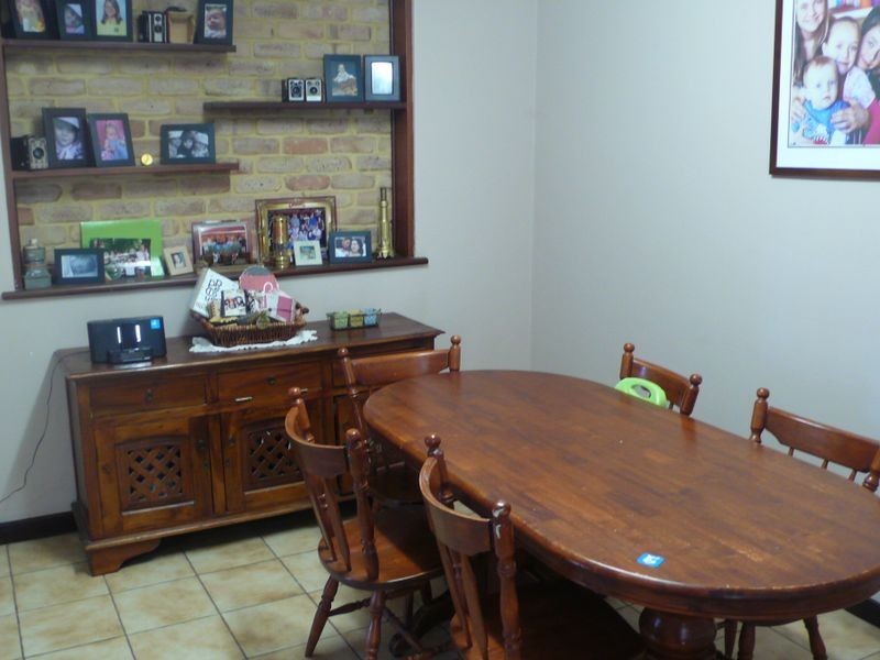 11 Virginia Avenue, Maddington WA 6109