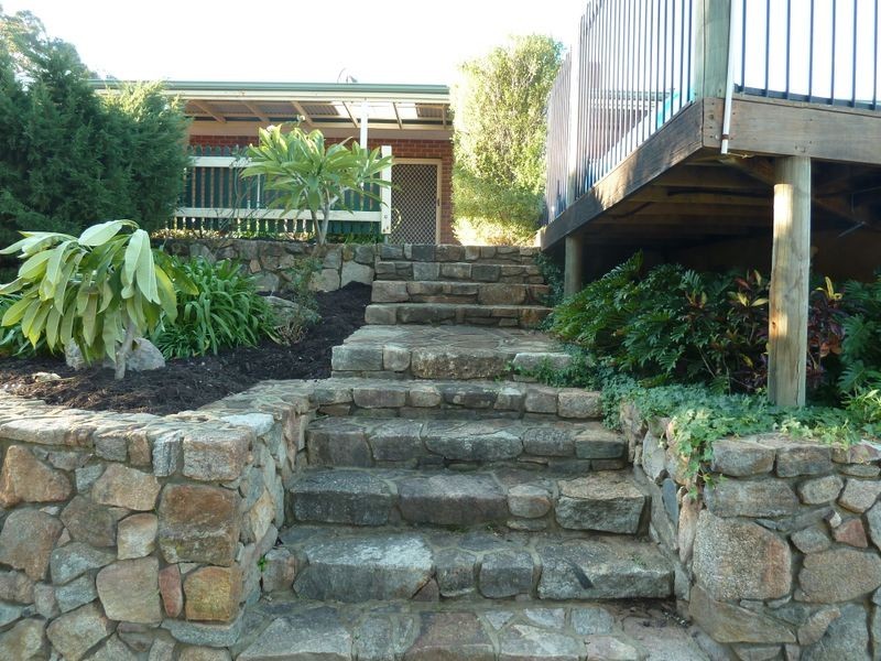 16 Waterside Pass, Darling Downs WA 6122